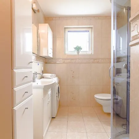 Apartament Koga Z Dwoma Sypialnimi Apartment